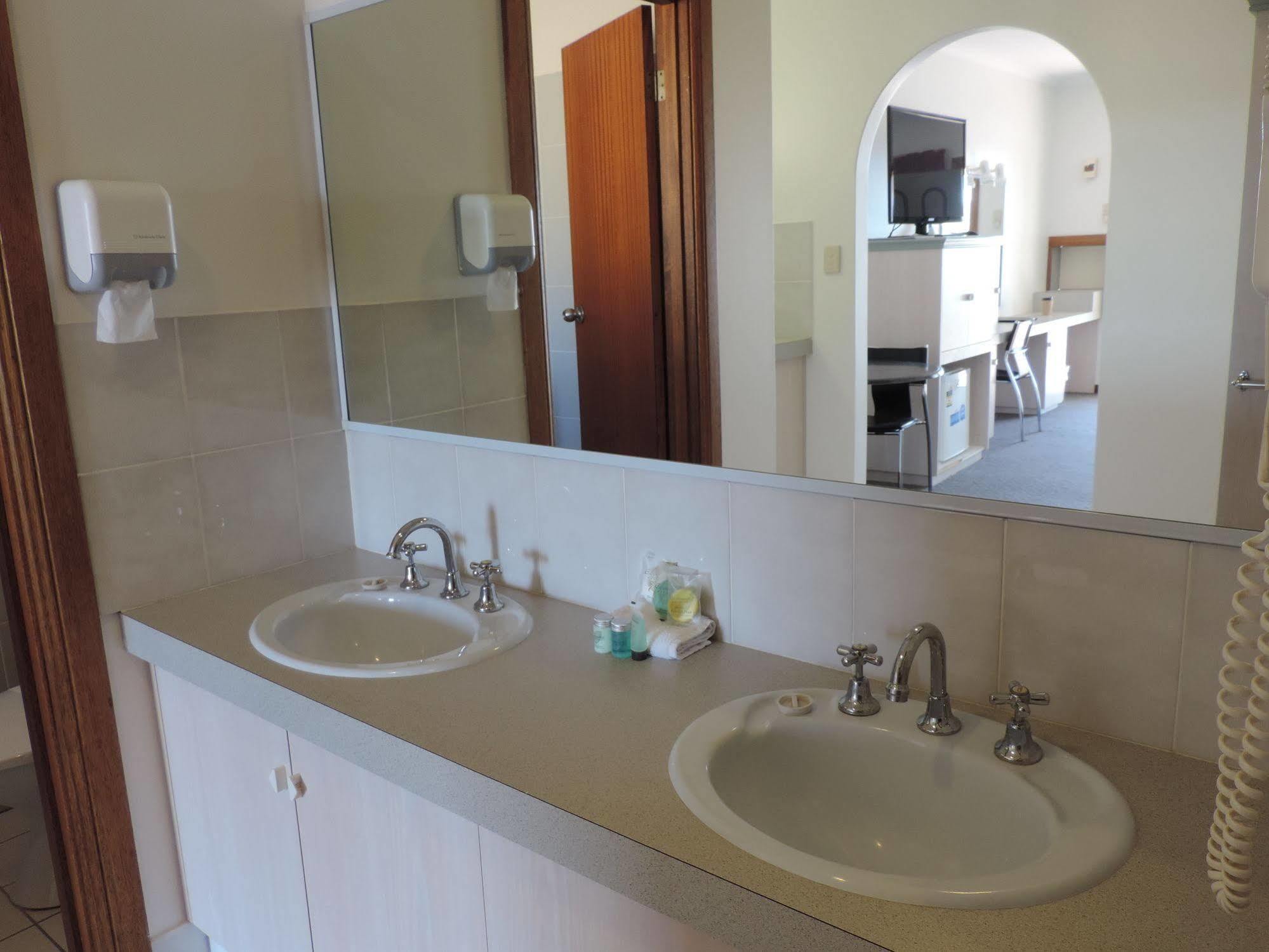מאונט גמבייר Comfort Inn The Lakes מראה חיצוני תמונה
